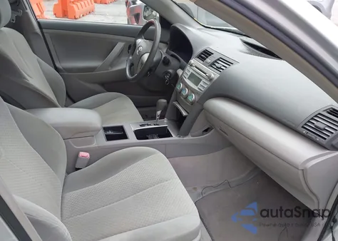 2007 Toyota Camry Le z USA, uszkodzony, nr VIN 4T1BE46KX7U111437